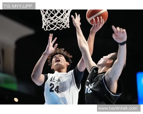 赛后分析:北京篮球队与上海篮球队的战术配合与表现评估